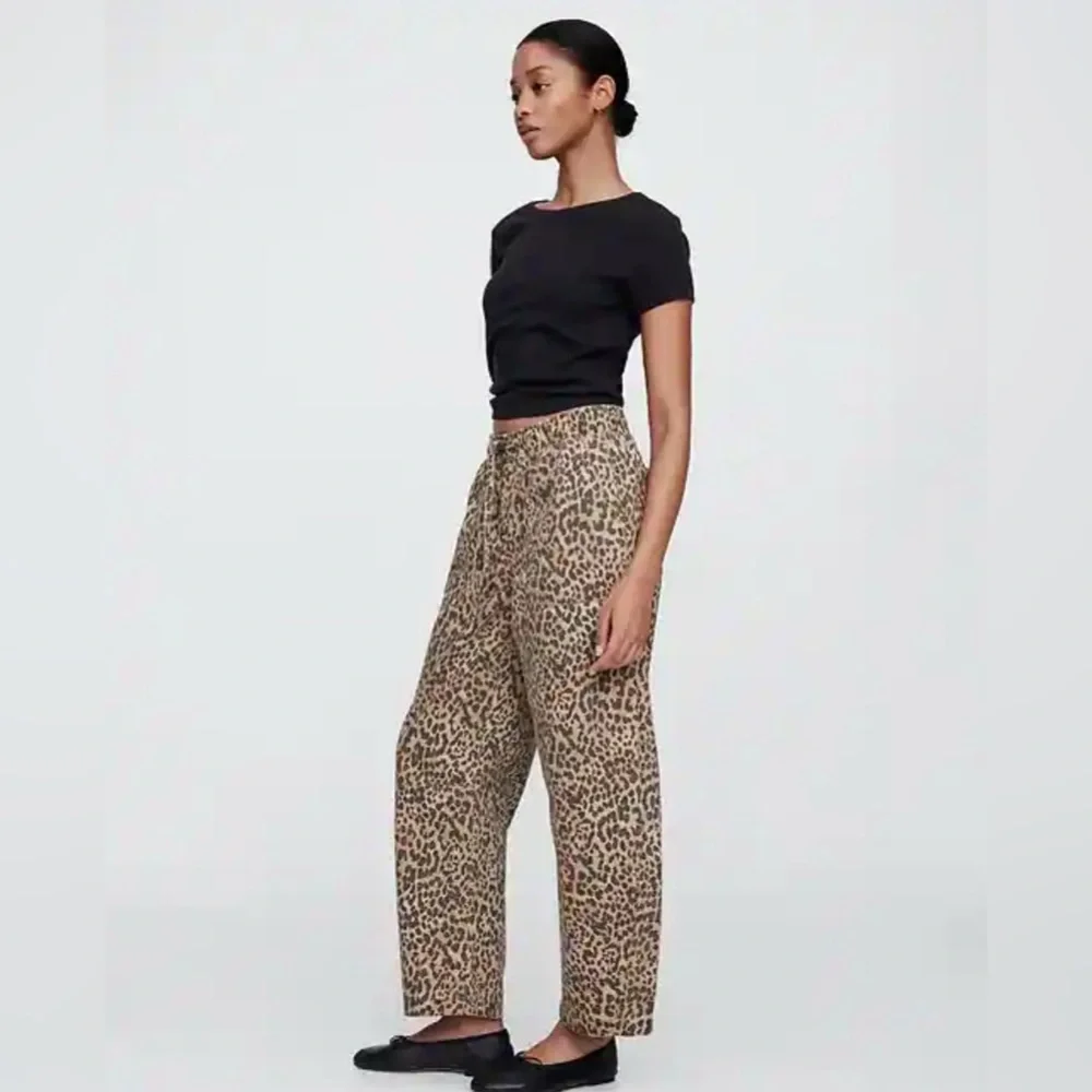 GAP Leopard Print Wide Leg Pants Tan Black barrel parachute leg 2 petite western - Picture 1 of 16
